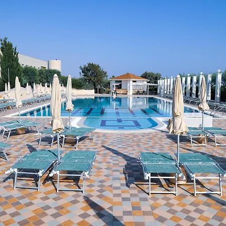 Calanca Apulian Aparthotel