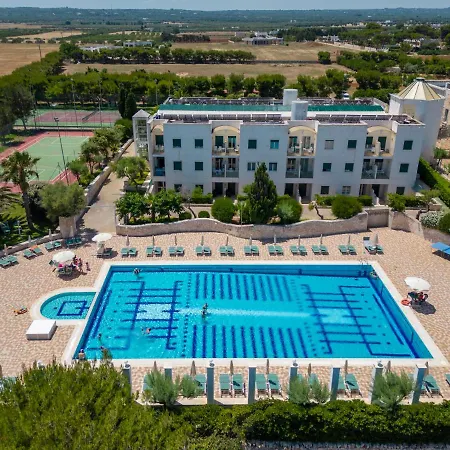 Calanca Apulian Aparthotel
